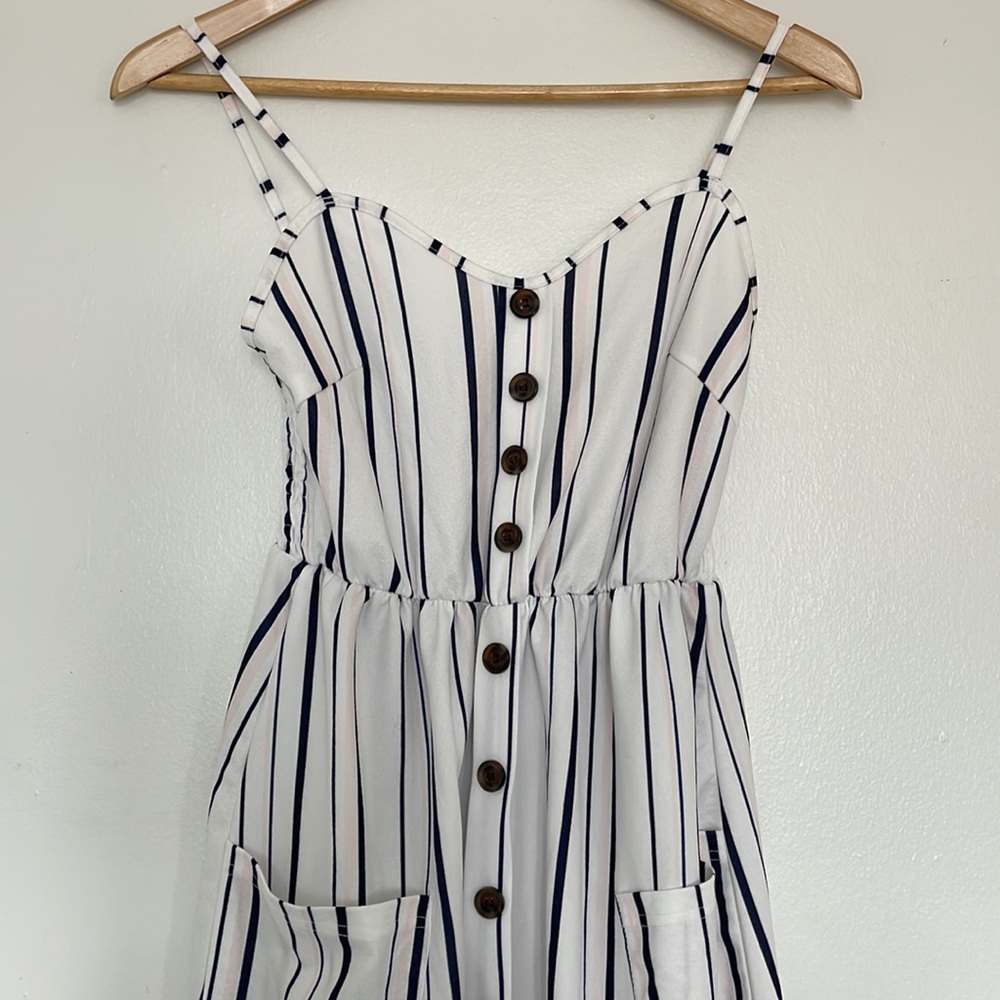 Spaghetti Strap Button Down Swing Midi Dress Size… - image 7